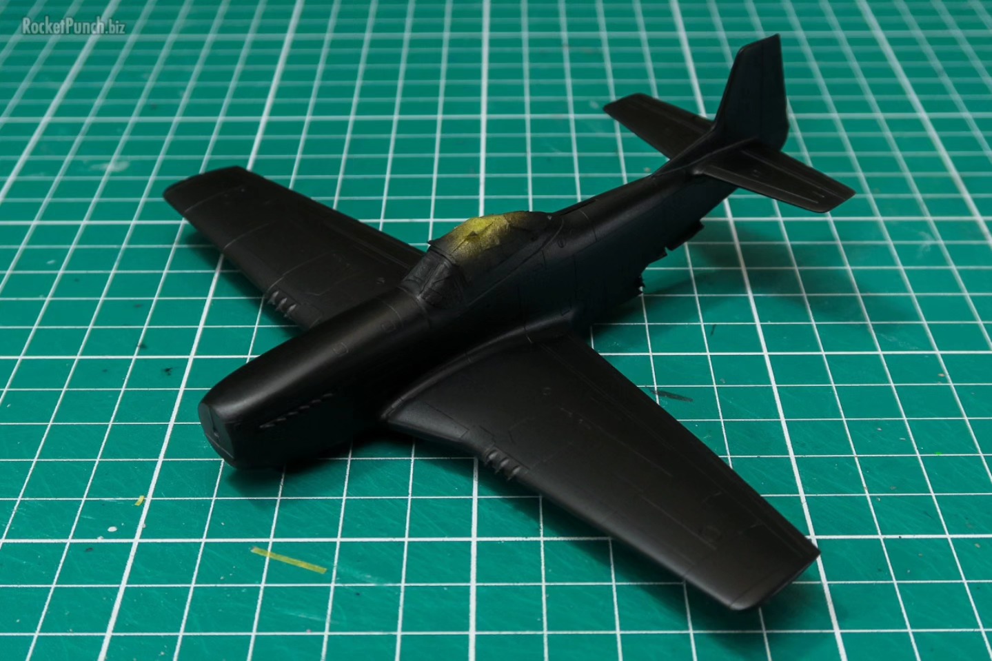 1/72 Hasegawa P-51K Mustang.The metalic silver color is painted over a black base to get the most opacity. I then masked off some panels and painted a darker shade of silver for variation..#72scale #hasegawa #scalemodels