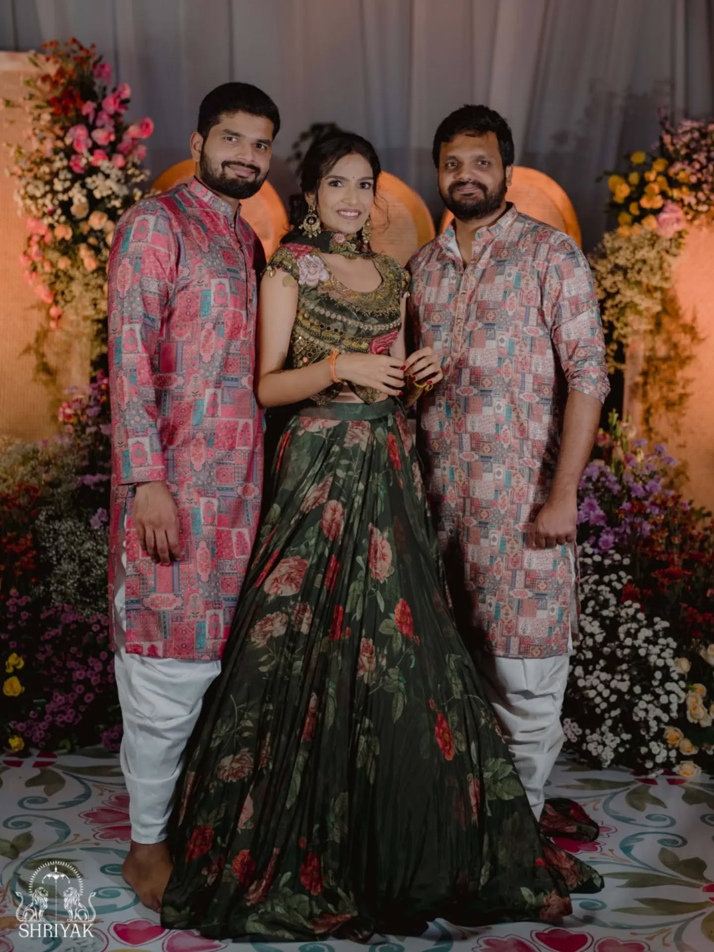 Green was definitely Nikhila’s colour ✨
In her beautiful lehenga, soaking in every little bit of her mehendi day.
.
.
#mehendi #mehendiceremony #weddingphotographer #mehendiphotography #bridalmehendi